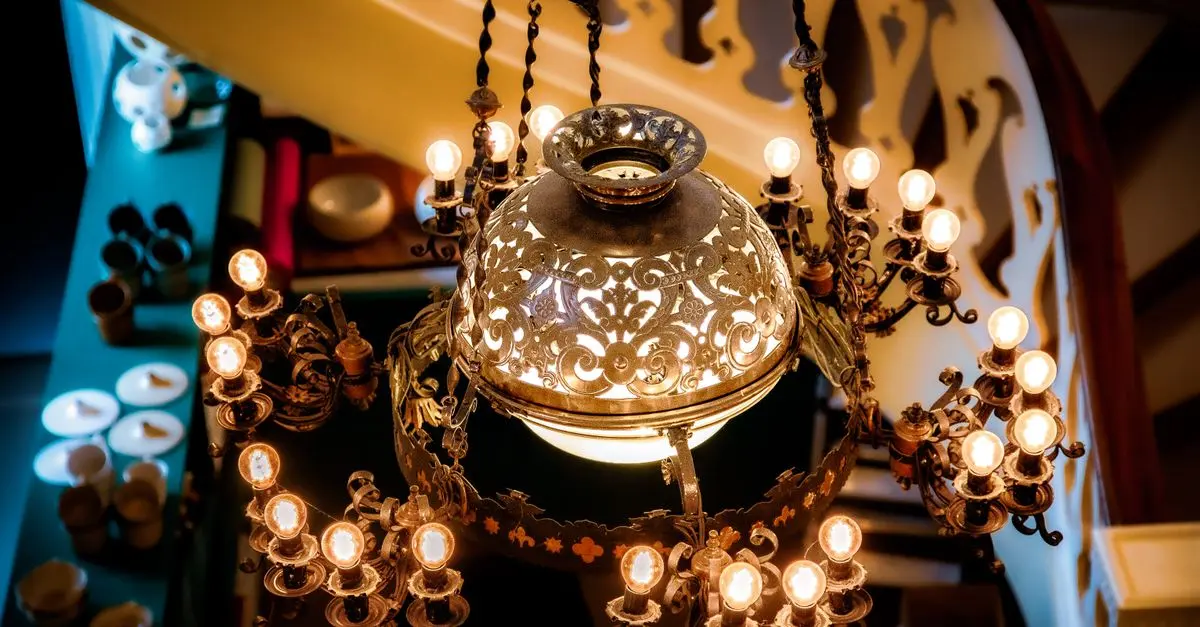 How Smart Lighting Solutions Enhance Your Home Environment