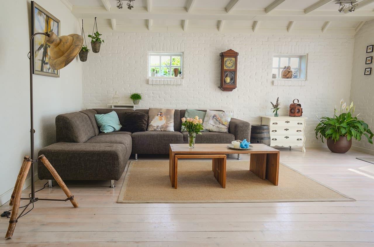 10 Essential Household Tech Gadgets for Effortless Living